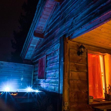 La Cabane A L'Oree Des Bornes Evires Екстер'єр фото