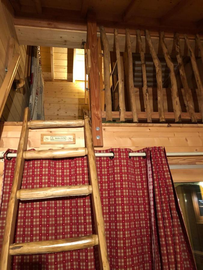 La Cabane A L'Oree Des Bornes Evires Екстер'єр фото